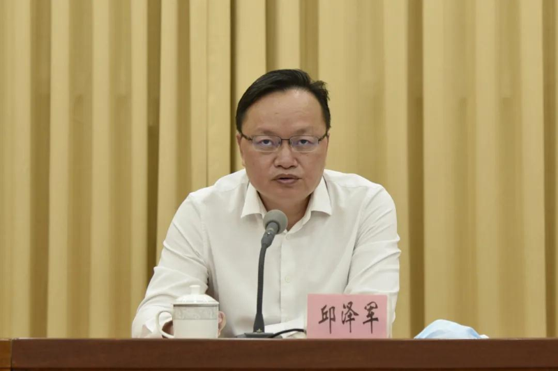 邱泽军:守牢疫情防控,安全生产和防汛备汛三大防线,全力保护人民群众