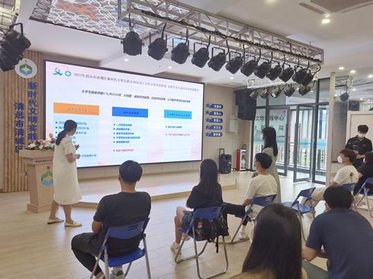 高校毕业生就业创业政策解读宣讲会2.jpg