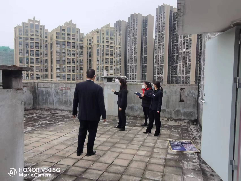 积极开展日常巡查 确保公租房小区安全 - 清城区人民政府 - http://www.qingcheng.gov.cn/xxgk/zwdt ...
