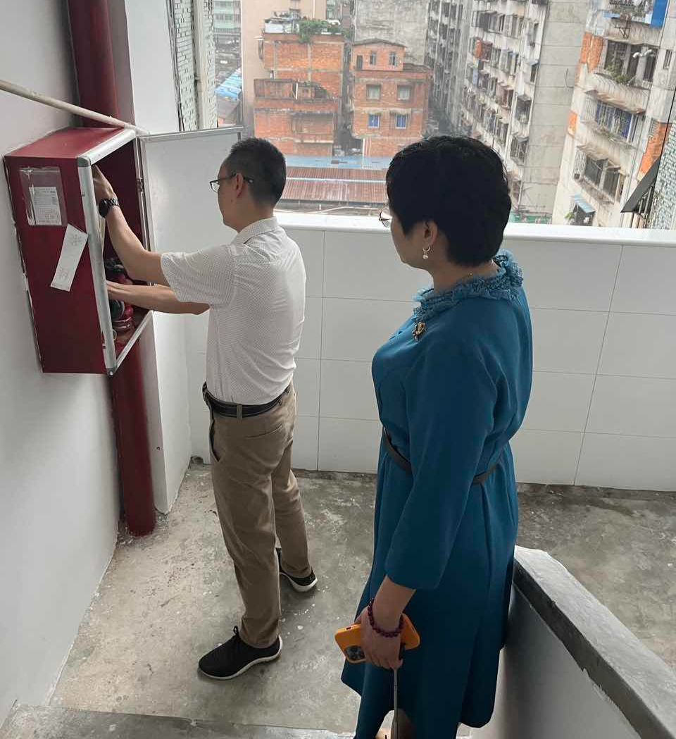 （信息公开20230421清城区住建局领导前往朱围大街公租房开展安全生产检查工作-图一.jpg