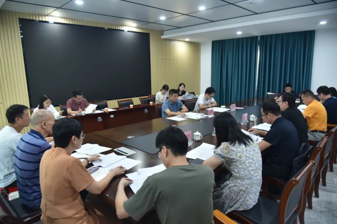 聚焦“百千万工程”丨庄志辉调研区住建局:聚焦住房城乡建设发展,共绘城市发展新蓝图 - 清城区人民政府 - http://www ...