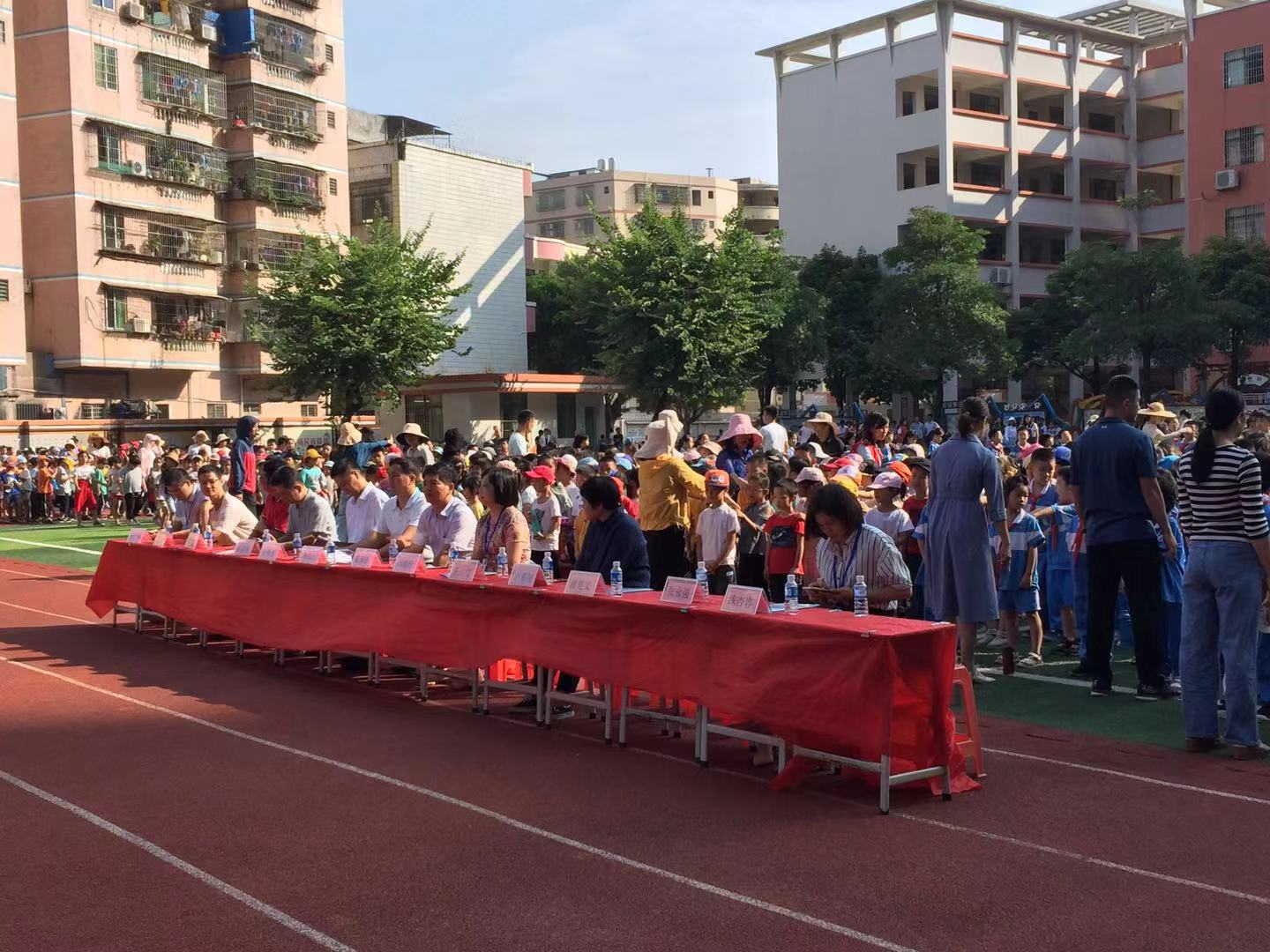 清城区东城街中心小学第3届"美雅"校园科技节暨科学馆