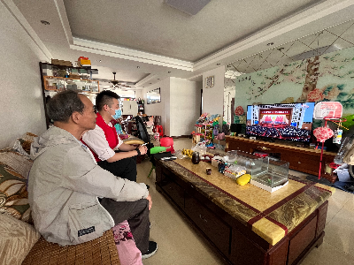3“银青结对”学习党的二十大报告.jpg